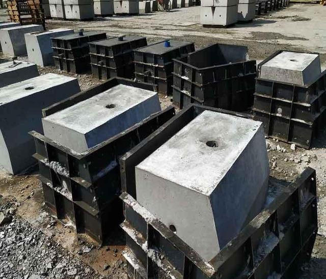 1640750005607898.jpg 钢结构基础墩模具2.jpg